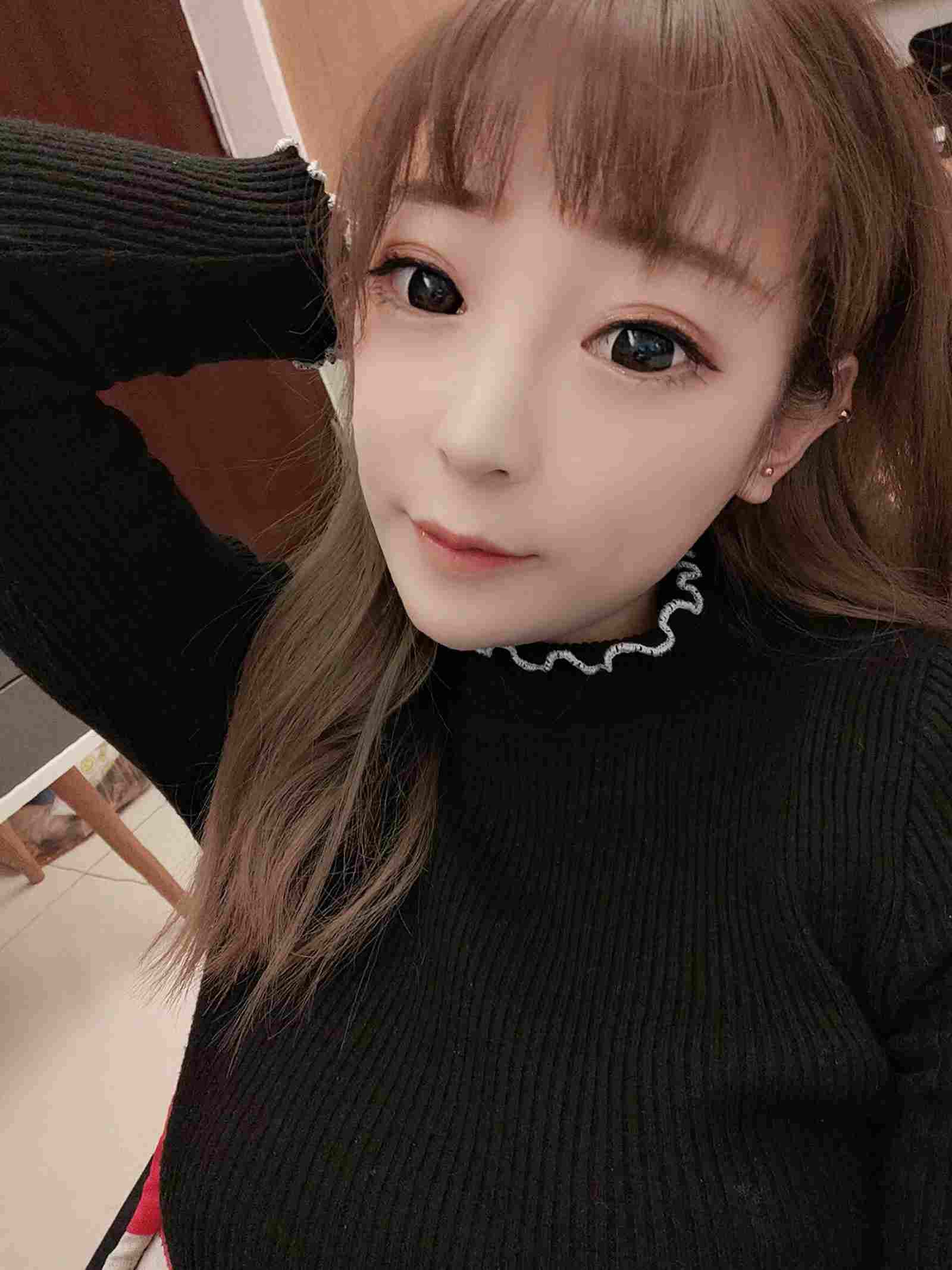 性感小姐姐个人兼职，雪白嫩滑的皮肤敏感水多